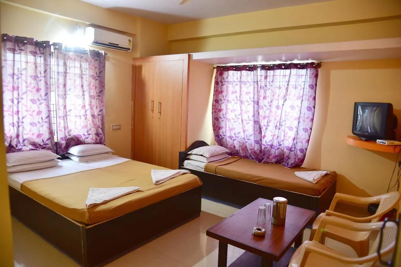 Shreyas Residency Hotel Májszúr